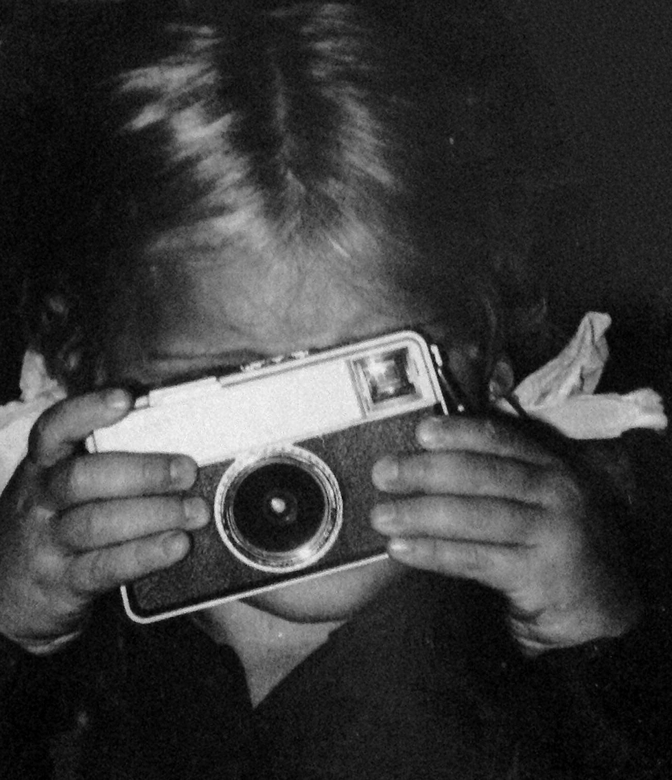 Christine Eklund, liten, fotograf, tar efter pappa