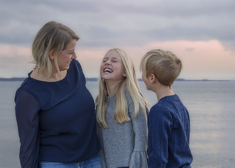 familjebilder, familjeporträtt, familjefotografering, Helsingborg, Ängelholm, senior, familjefotograf